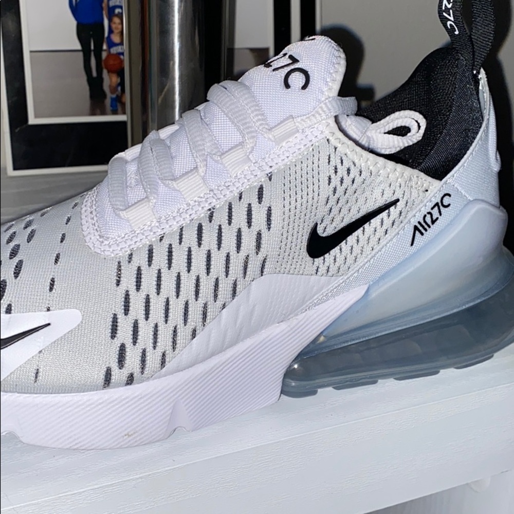 Women’s Nike Air Max 270 running shoes